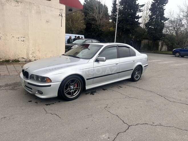 BMW 525 2003, 326,000 km - 2.5 l - Bakı