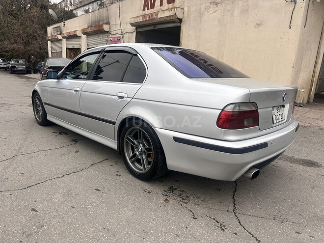 BMW 525 2003, 326,000 km - 2.5 l - Bakı
