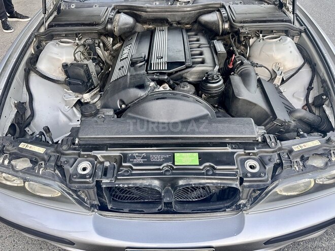 BMW 525 2003, 326,000 km - 2.5 l - Bakı