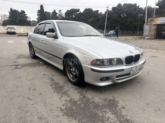 BMW 525 2003, 326,000 km - 2.5 l - Bakı