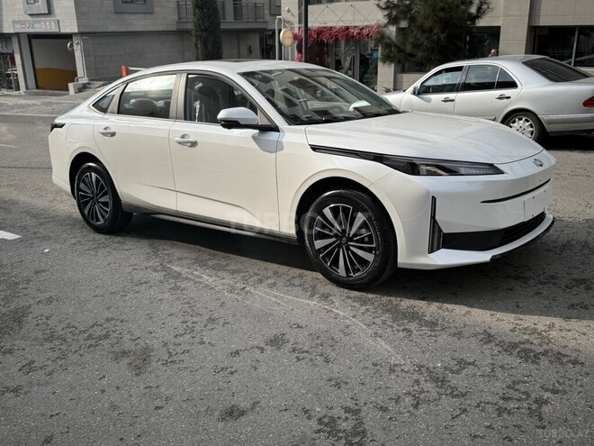 Changan Qiyuan A05 2025, 0 km - 1.5 l - Bakı
