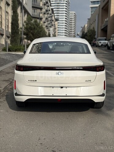 Changan Qiyuan A05 2025, 0 km - 1.5 l - Bakı