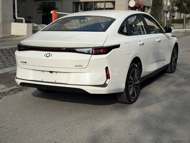 Changan Qiyuan A05 2025, 0 km - 1.5 l - Bakı