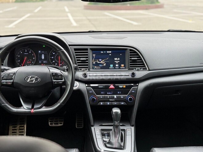 Hyundai Elantra 2017, 134,541 km - 1.6 l - Bakı