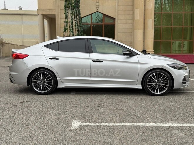 Hyundai Elantra 2017, 134,541 km - 1.6 l - Bakı