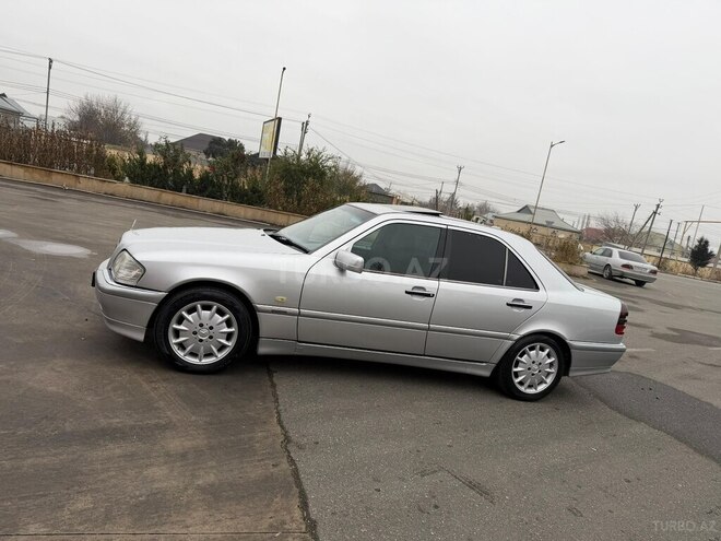 Mercedes C 200 1999, 252,473 km - 2.0 l - Ağcabədi