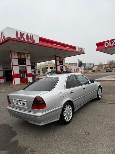 Mercedes C 200 1999, 252,473 km - 2.0 l - Ağcabədi