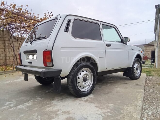 LADA (VAZ) Niva 2015, 145,000 km - 1.7 l - Şamaxı