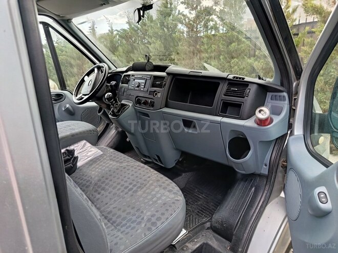 Ford Transit 2009, 190,000 km - 2.2 l - Bakı