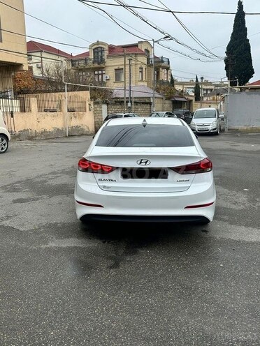 Hyundai Elantra 2017, 45,544 km - 2.0 l - Bakı