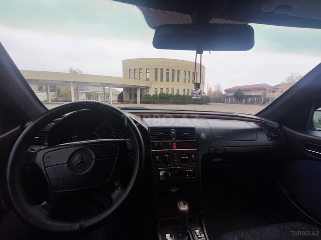 Mercedes C 220 1994, 545,464 km - 2.2 л - Şamaxı