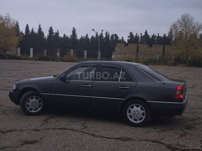 Mercedes C 220 1994, 545,464 km - 2.2 л - Şamaxı