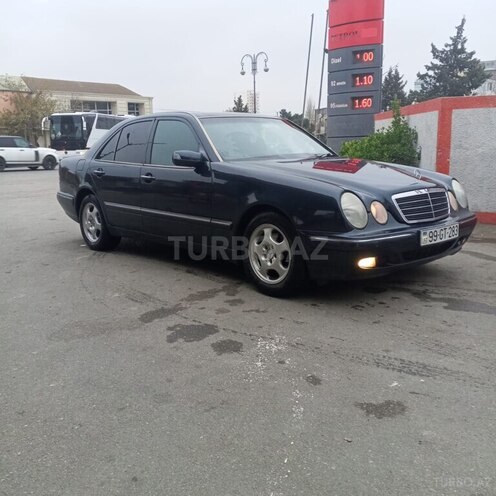 Mercedes E 270 2000, 351,000 km - 2.7 l - Bakı