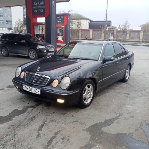 Mercedes E 270 2000, 351,000 km - 2.7 l - Bakı