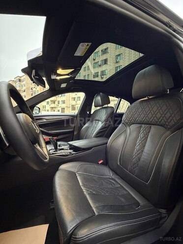 BMW 520 2018, 180,000 km - 2.0 l - Bakı