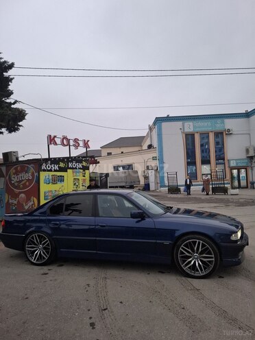 BMW 740 2000, 240,000 km - 4.4 l - Bakı