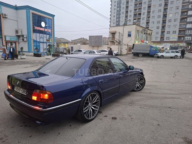 BMW 740 2000, 240,000 km - 4.4 l - Bakı