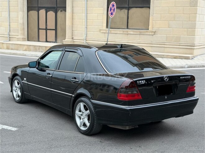Mercedes C 230 1999, 239,000 km - 2.3 л - Sumqayıt