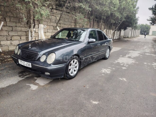 Mercedes E 220 1999, 395,918 km - 2.2 l - Bakı