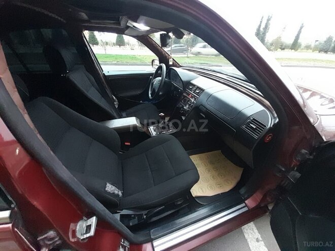 Mercedes C 220 1999, 458,000 km - 2.2 l - Sumqayıt