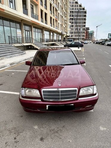Mercedes C 220 1999, 458,000 km - 2.2 l - Sumqayıt