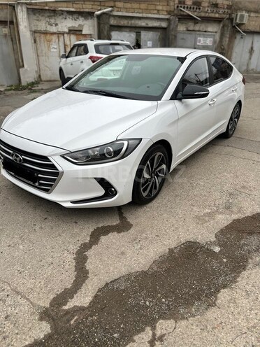Hyundai Avante 2016, 175,000 km - 1.6 l - Bakı