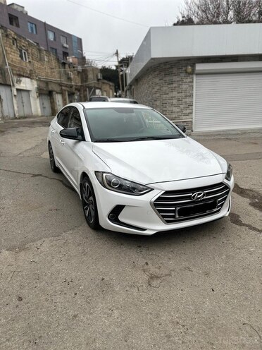 Hyundai Avante 2016, 175,000 km - 1.6 l - Bakı