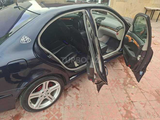 Mercedes E 220 2002, 421,585 km - 2.2 l - Qazax