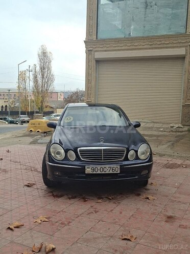 Mercedes E 220 2002, 421,585 km - 2.2 l - Qazax