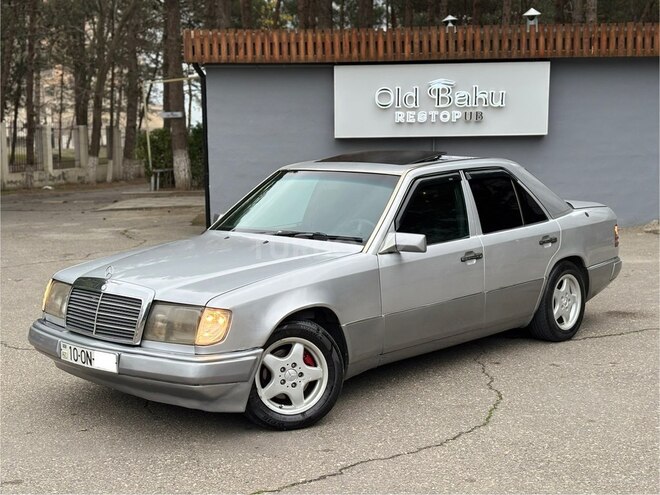 Mercedes 220 E 1993, 216,200 km - 2.2 l - Bakı
