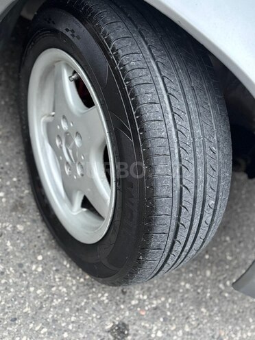 Mercedes 220 E 1993, 216,200 km - 2.2 l - Bakı