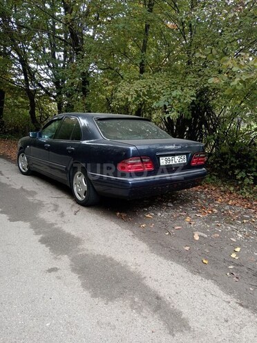 Mercedes E 200 1998, 547,000 km - 2.0 l - Sumqayıt