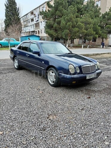 Mercedes E 200 1998, 547,000 km - 2.0 l - Sumqayıt