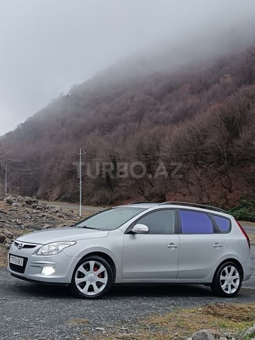 Hyundai i30 2009, 330,000 km - 1.6 л - Qəbələ