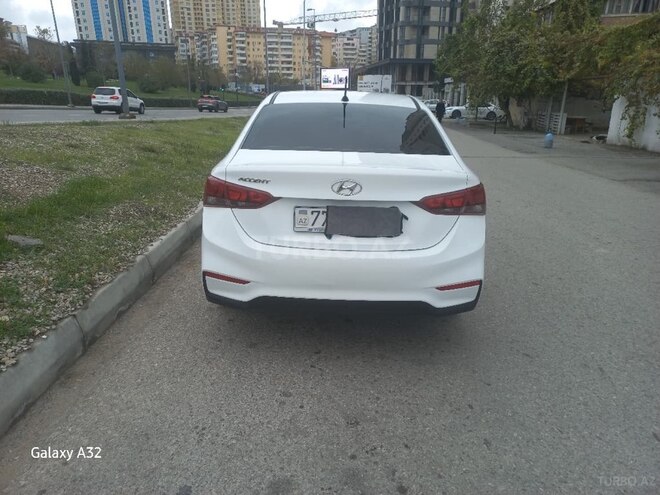 Hyundai Accent 2018, 115,000 km - 1.4 l - Bakı
