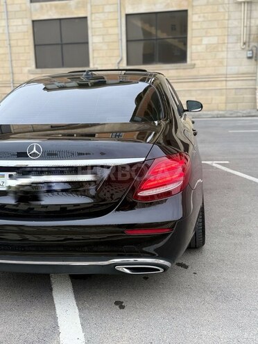 Mercedes E 200 d 2017, 178,000 km - 2.0 l - Bakı