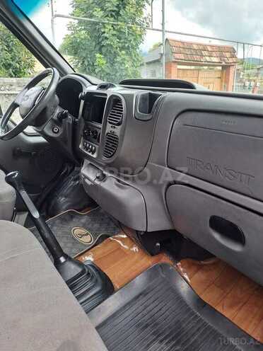 Ford Transit 2003, 350,000 km - 2.4 л - Qax