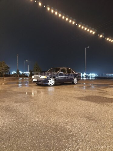 Mercedes C 240 1998, 332,800 km - 2.4 l - Bakı