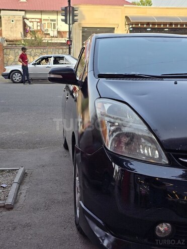 Toyota Prius-3