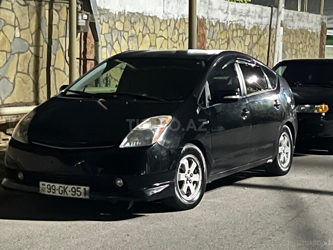 Toyota Prius-2