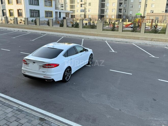 Ford Fusion (North America) 2019, 175,000 km - 2.0 л - Bakı