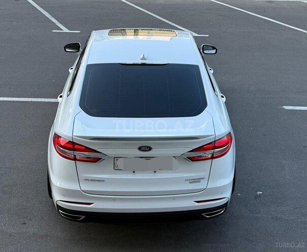 Ford Fusion (North America) 2019, 175,000 km - 2.0 л - Bakı