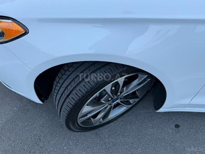 Ford Fusion (North America) 2019, 175,000 km - 2.0 л - Bakı