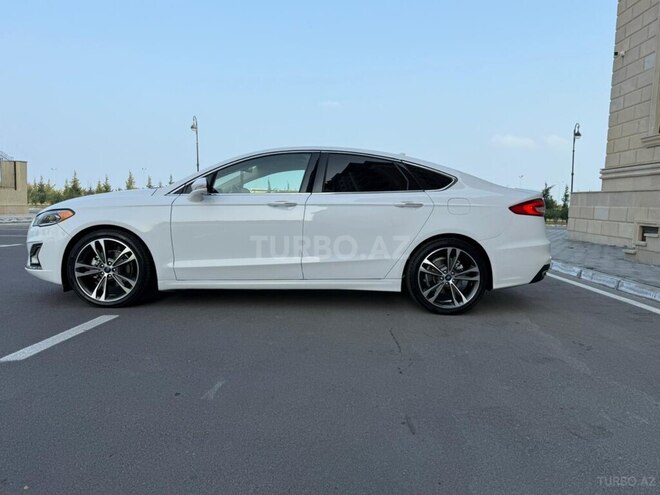 Ford Fusion (North America) 2019, 175,000 km - 2.0 л - Bakı