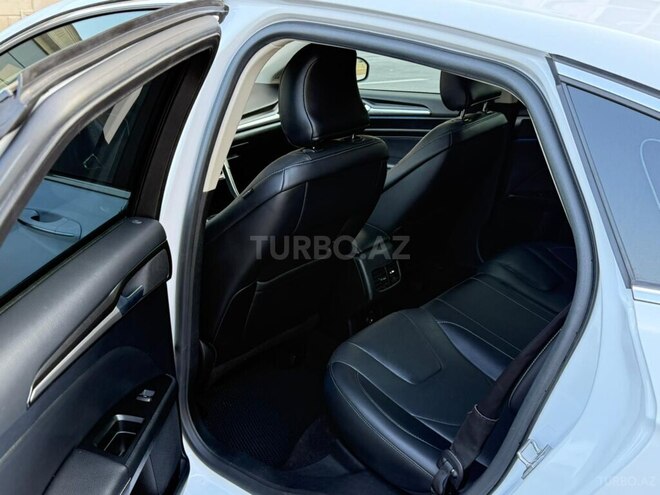 Ford Fusion (North America) 2019, 175,000 km - 2.0 л - Bakı