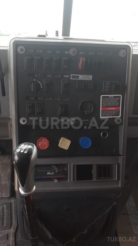 Mack Mack Anthem 2001, 530,000 km - 12.0 l - Bakı