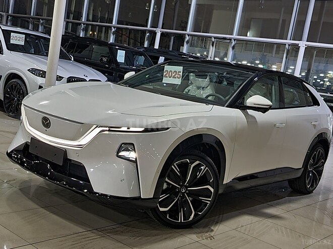 Mazda EZ-60-9