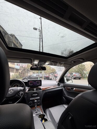 Mercedes C 250 2013, 252,683 km - 1.8 л - Bakı