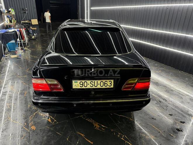 Mercedes E 270 2001, 370,000 km - 2.7 л - Bakı