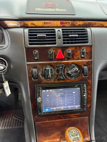 Mercedes E 270 2001, 370,000 km - 2.7 л - Bakı
